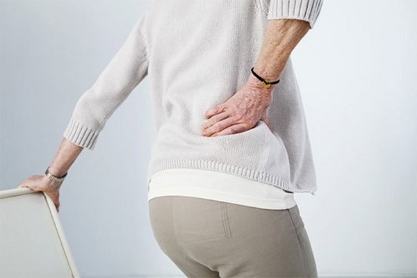 Thoát khỏi cơn đau dây chằng lưng với ghế massage trị liệu một cách dễ dàng