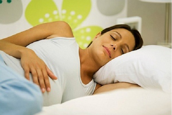 giảm đau lưng khi mang thai với ghế massage