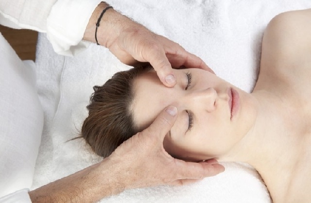 Phương pháp massage cho người bị cao huyết áp